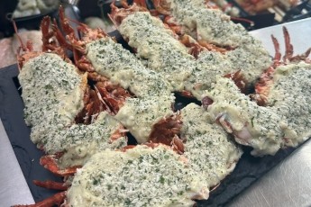 Lobster Thermidor (2 halves)