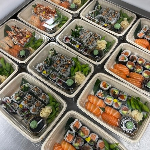 Salmon & Avocado Maki